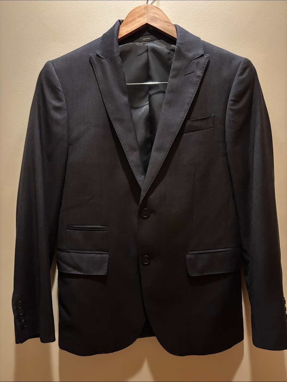jf j.ferrar Men's Black Notch Lapel Two-Button Blazer